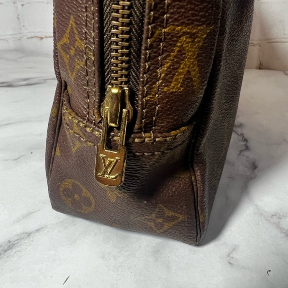 EUC Louis Vuitton Monogram Trousse Toilette 28 Pouch - Picture 7 of 12